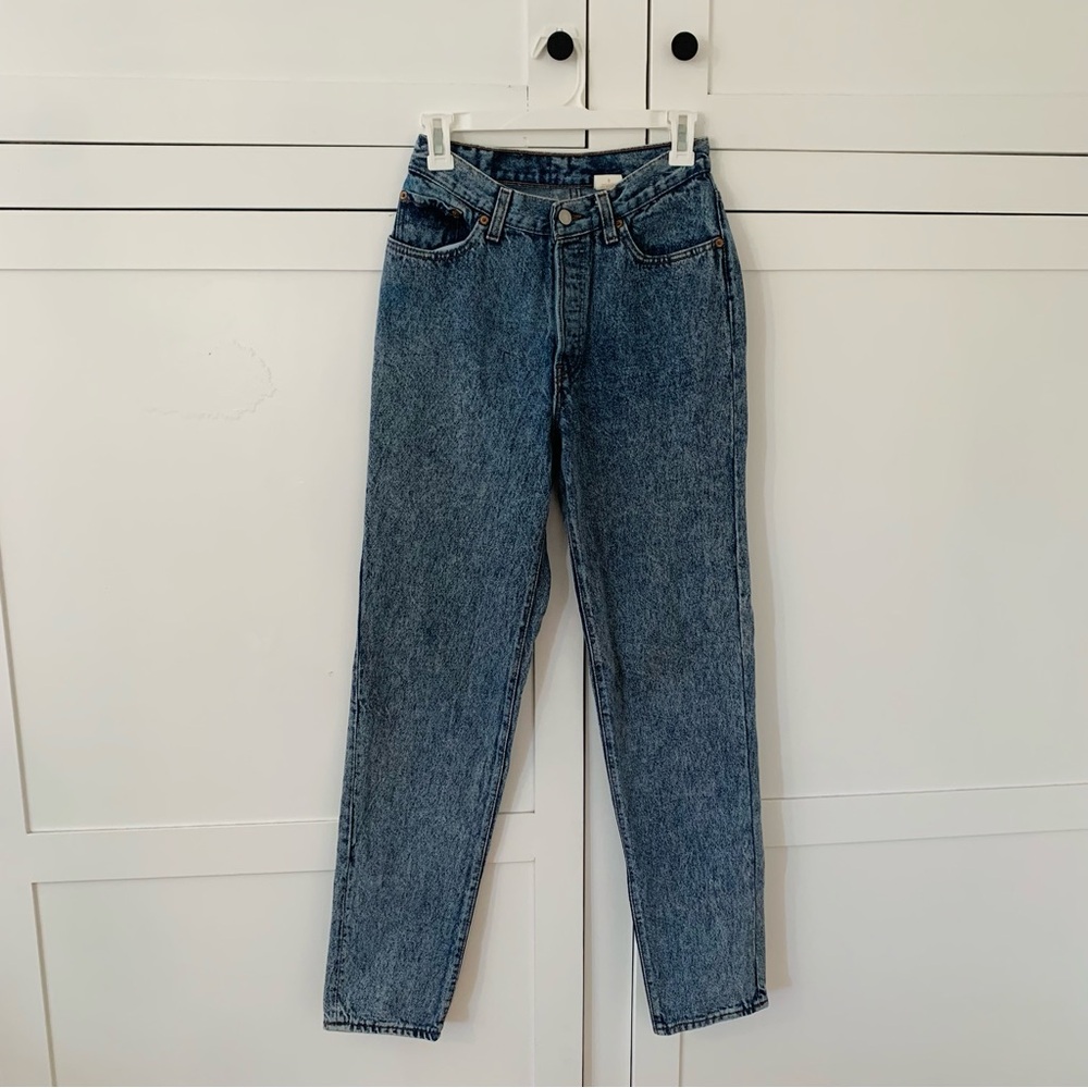 Vintage Levi’s USA Acid Wash High Waist Mom Straight Jeans Size 24